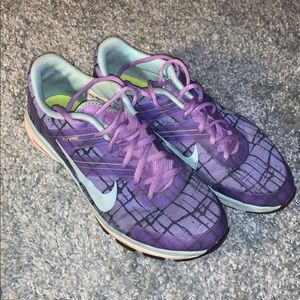 Women’s Nike Shoes, Size 8